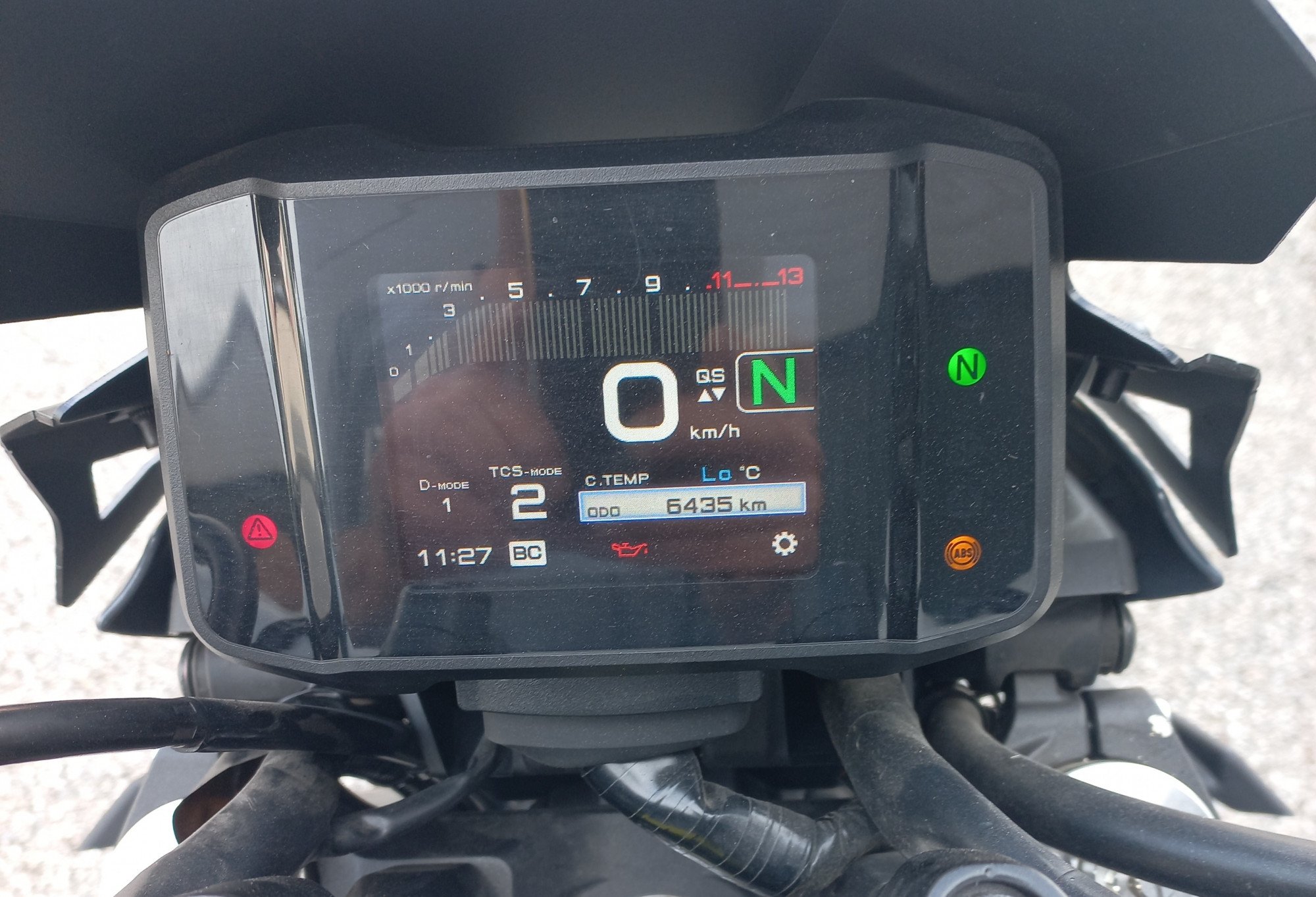 YAMAHA MT-09