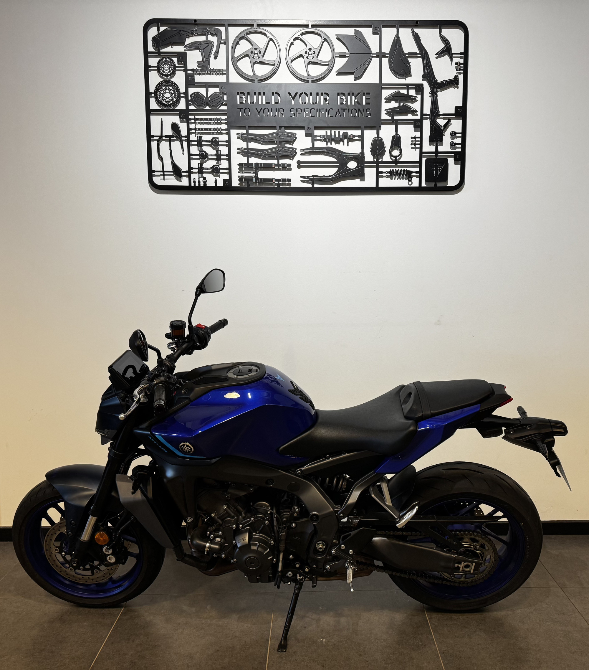 YAMAHA MT-09