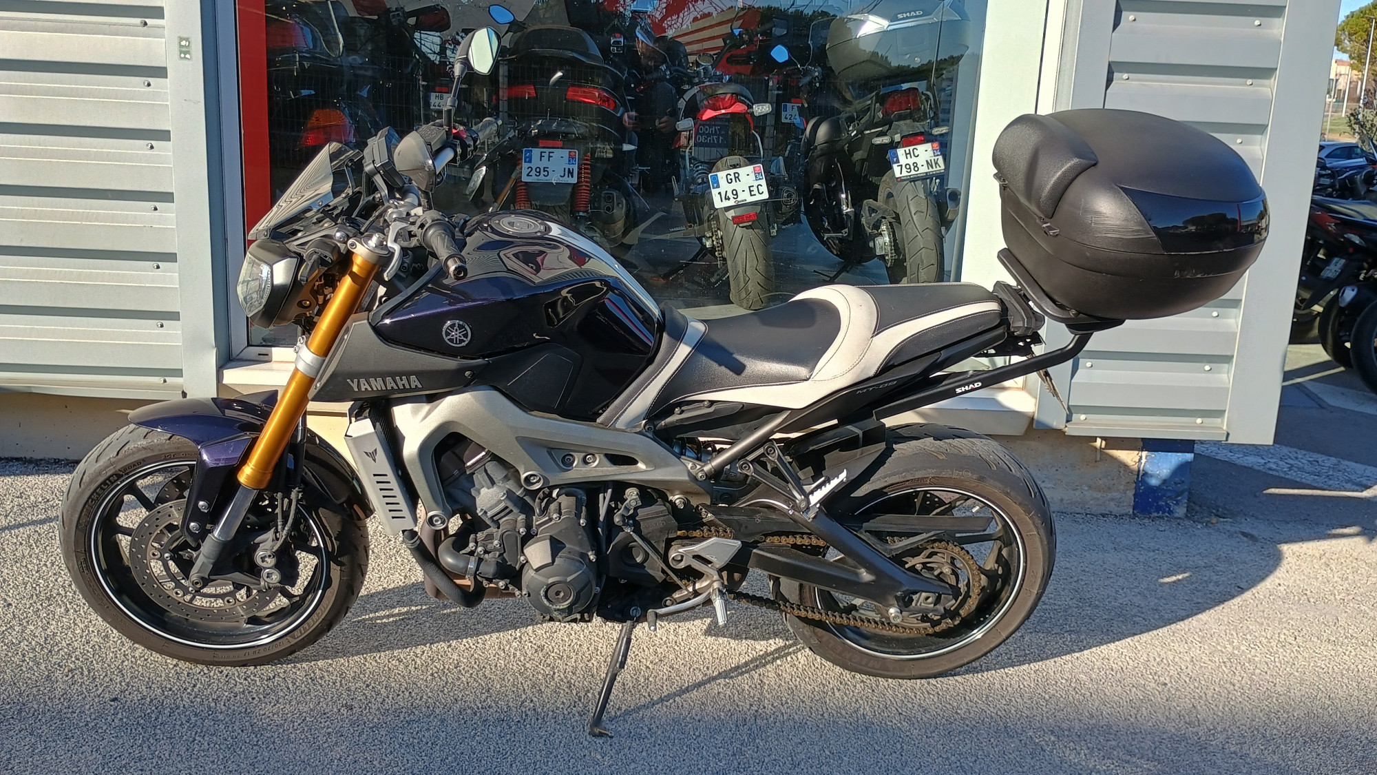 YAMAHA MT-09