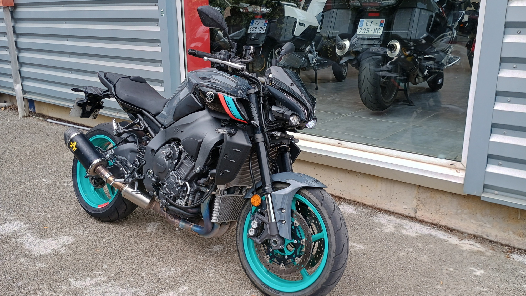 YAMAHA MT-10