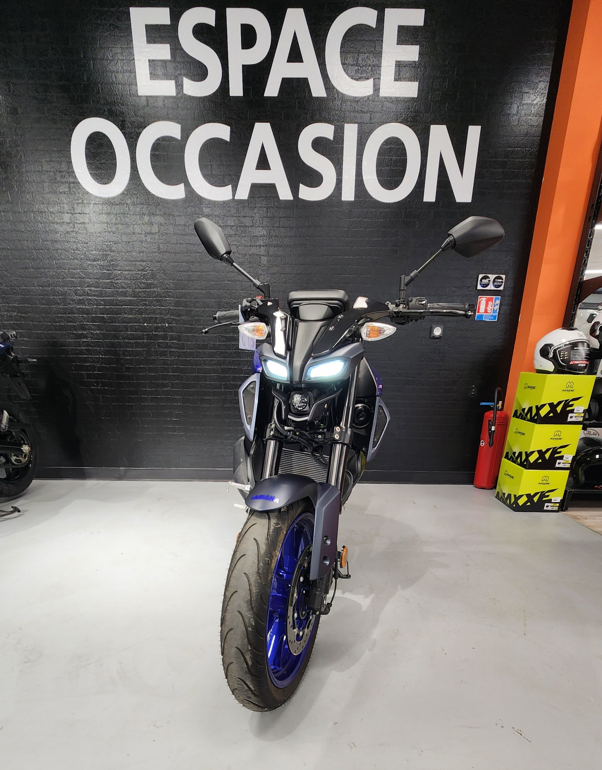 YAMAHA MT-125 ABS