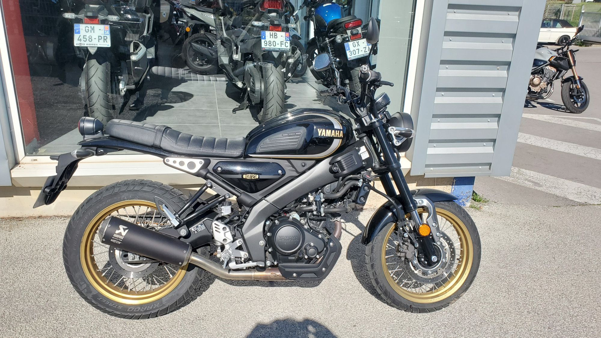 YAMAHA XSR 125