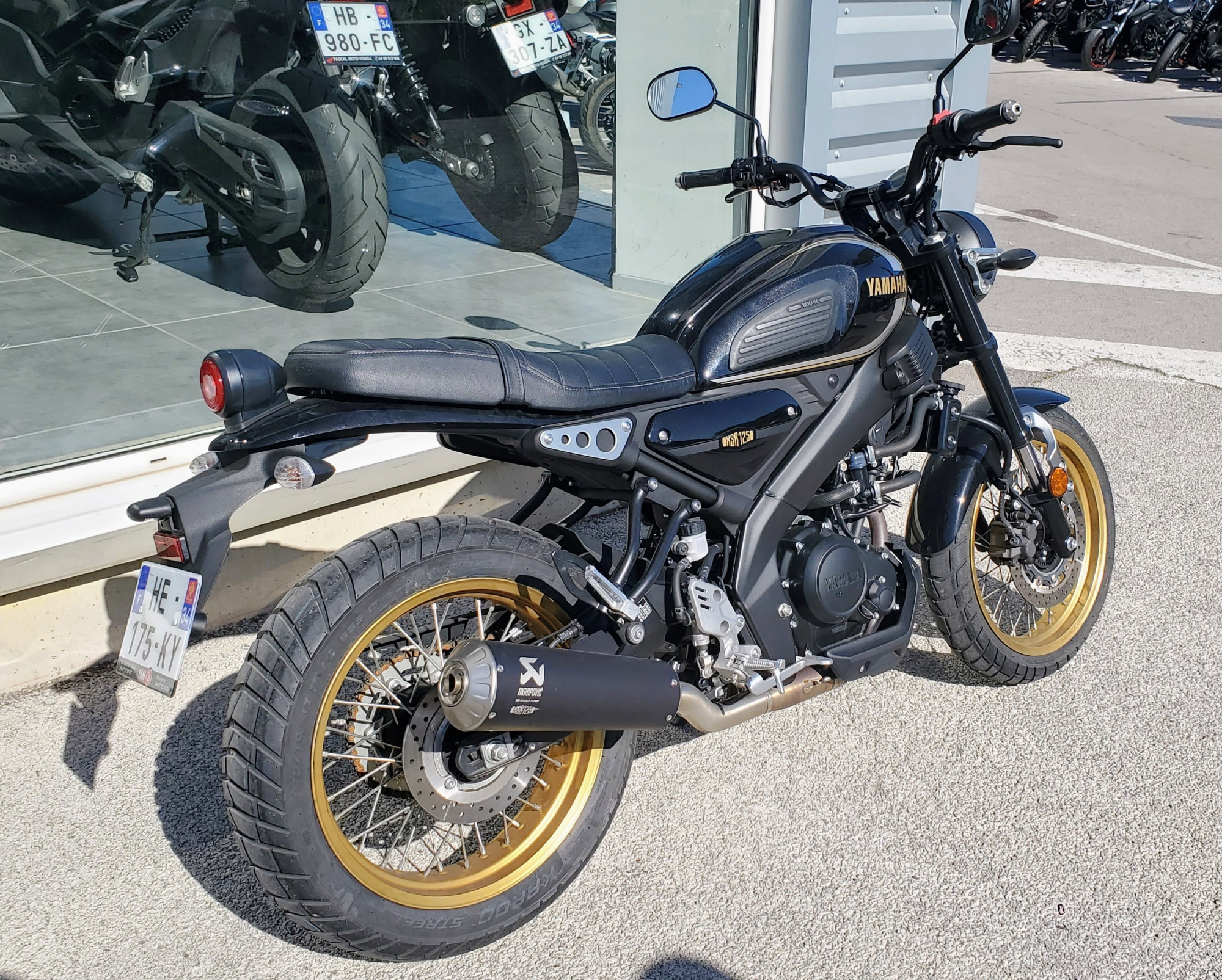 YAMAHA XSR 125