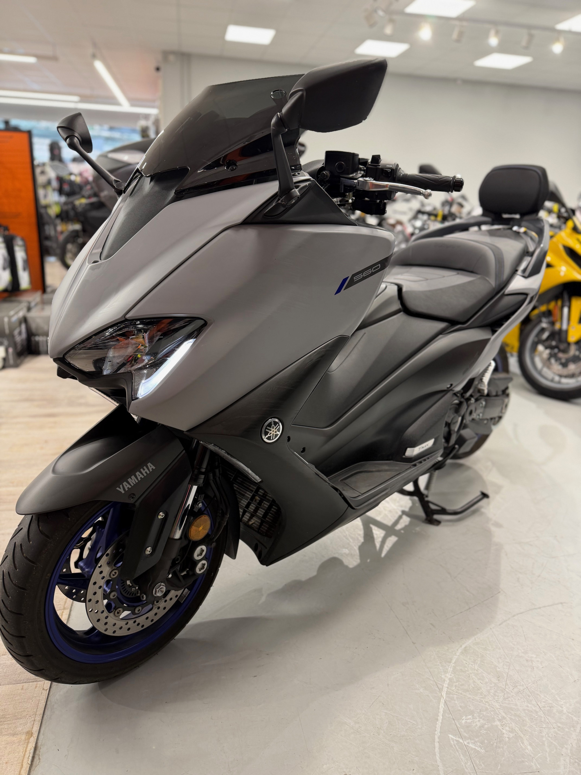 YAMAHA XP T-MAX 560