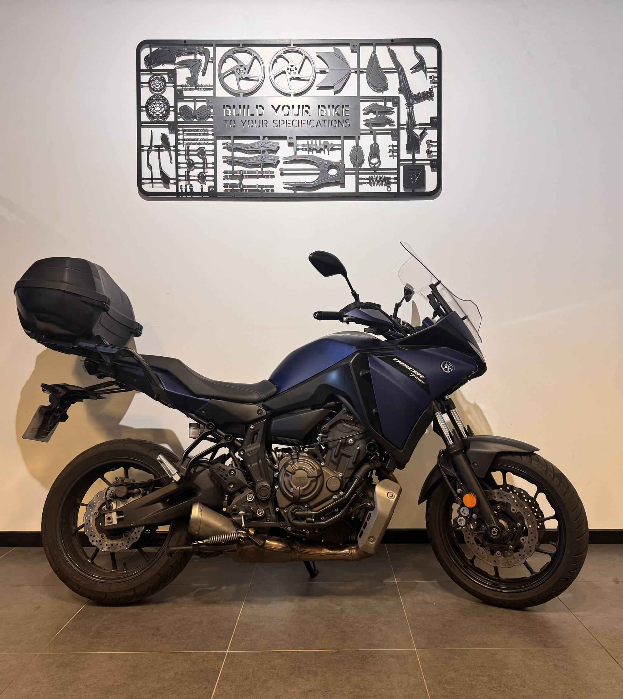 YAMAHA TRACER 7