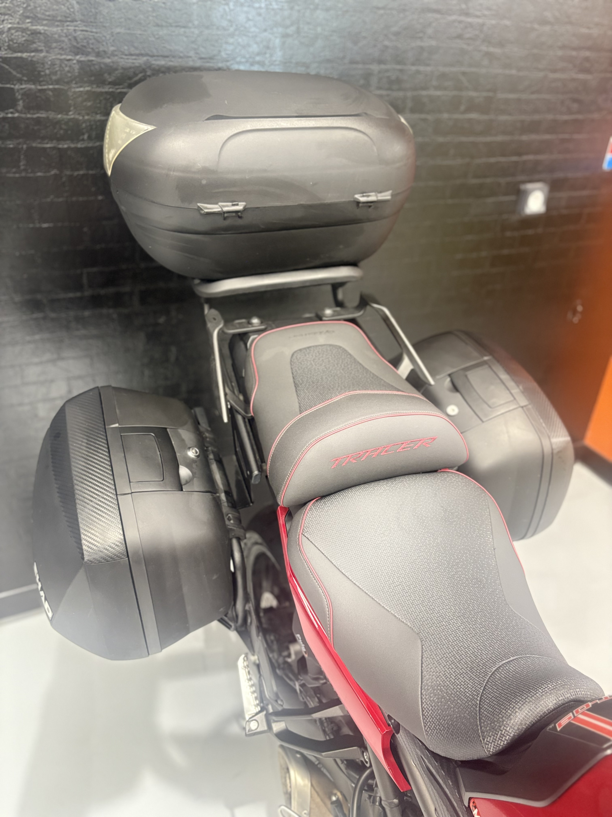 YAMAHA TRACER 9