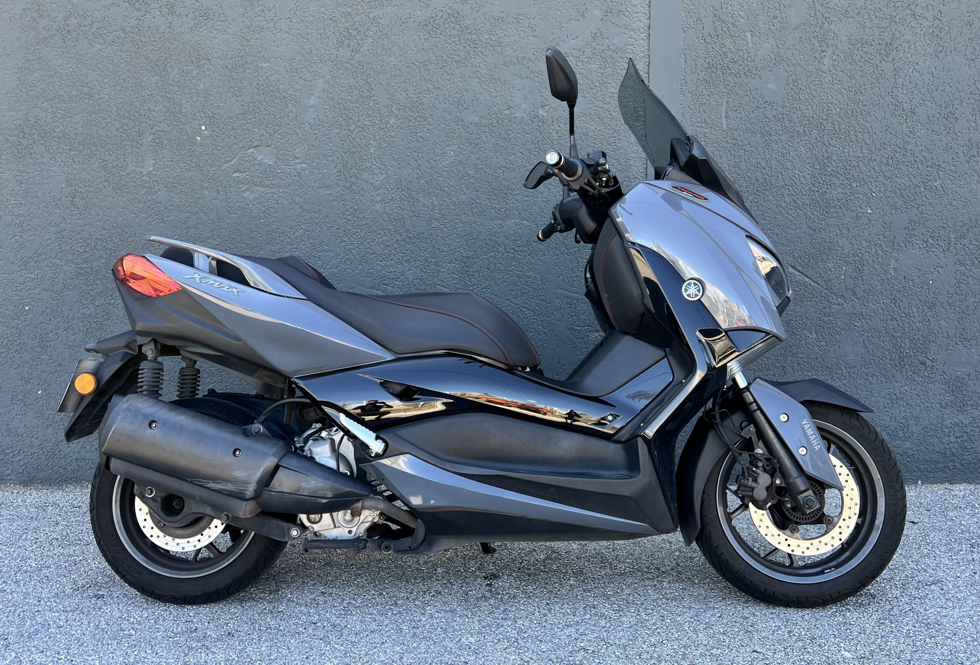 YAMAHA XMAX 300