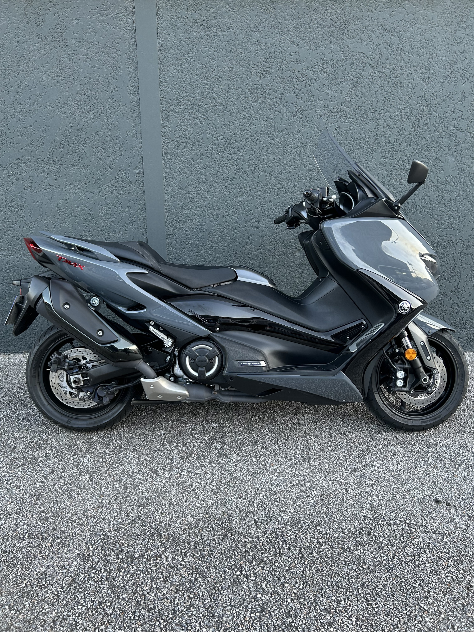 YAMAHA XP T-MAX 560 TECH MAX
