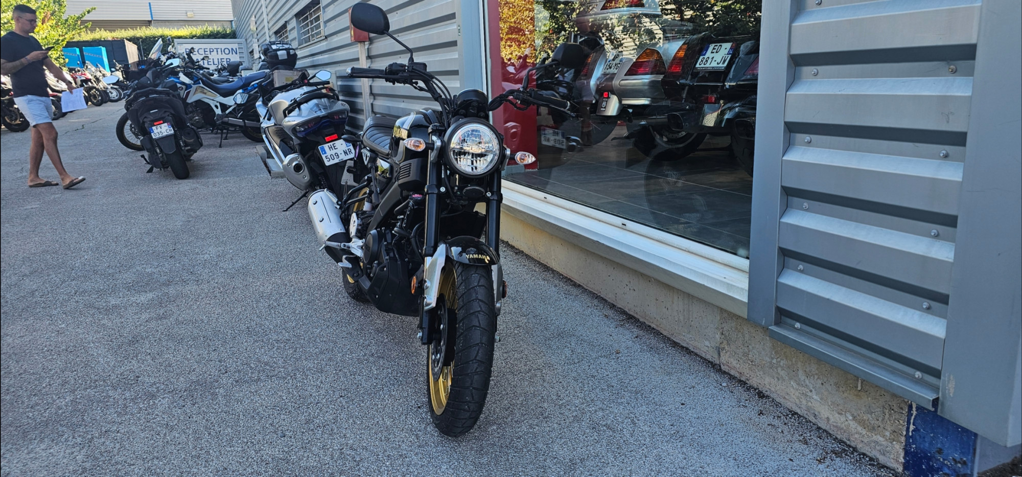 YAMAHA XSR 125