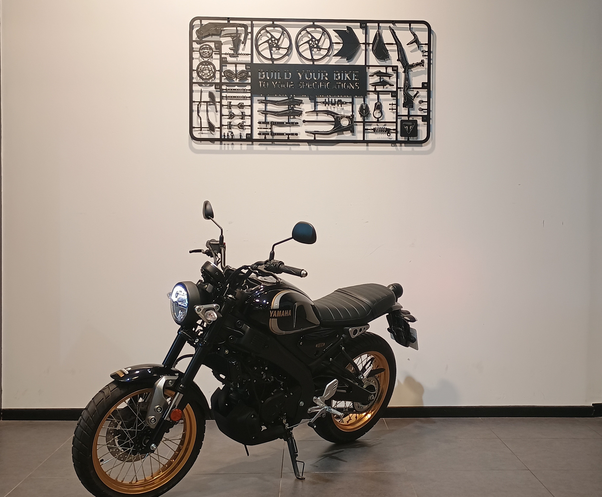 YAMAHA XSR 125 LEGACY