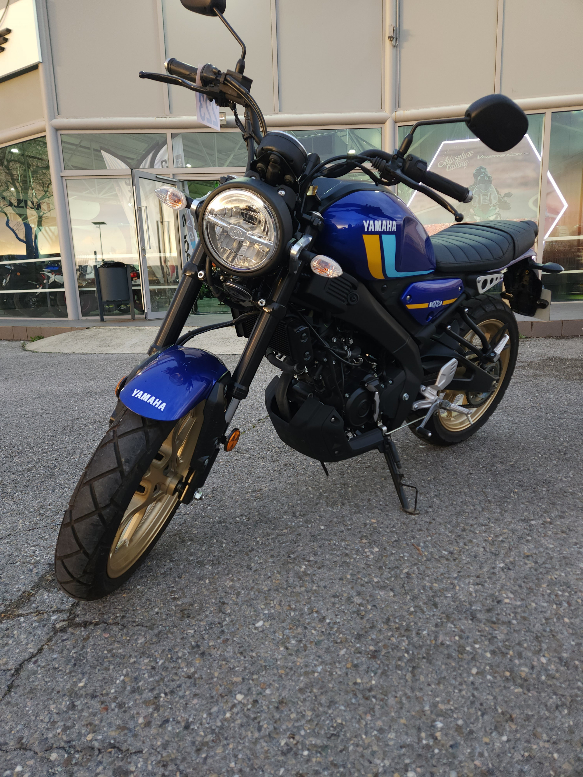 YAMAHA XSR 125