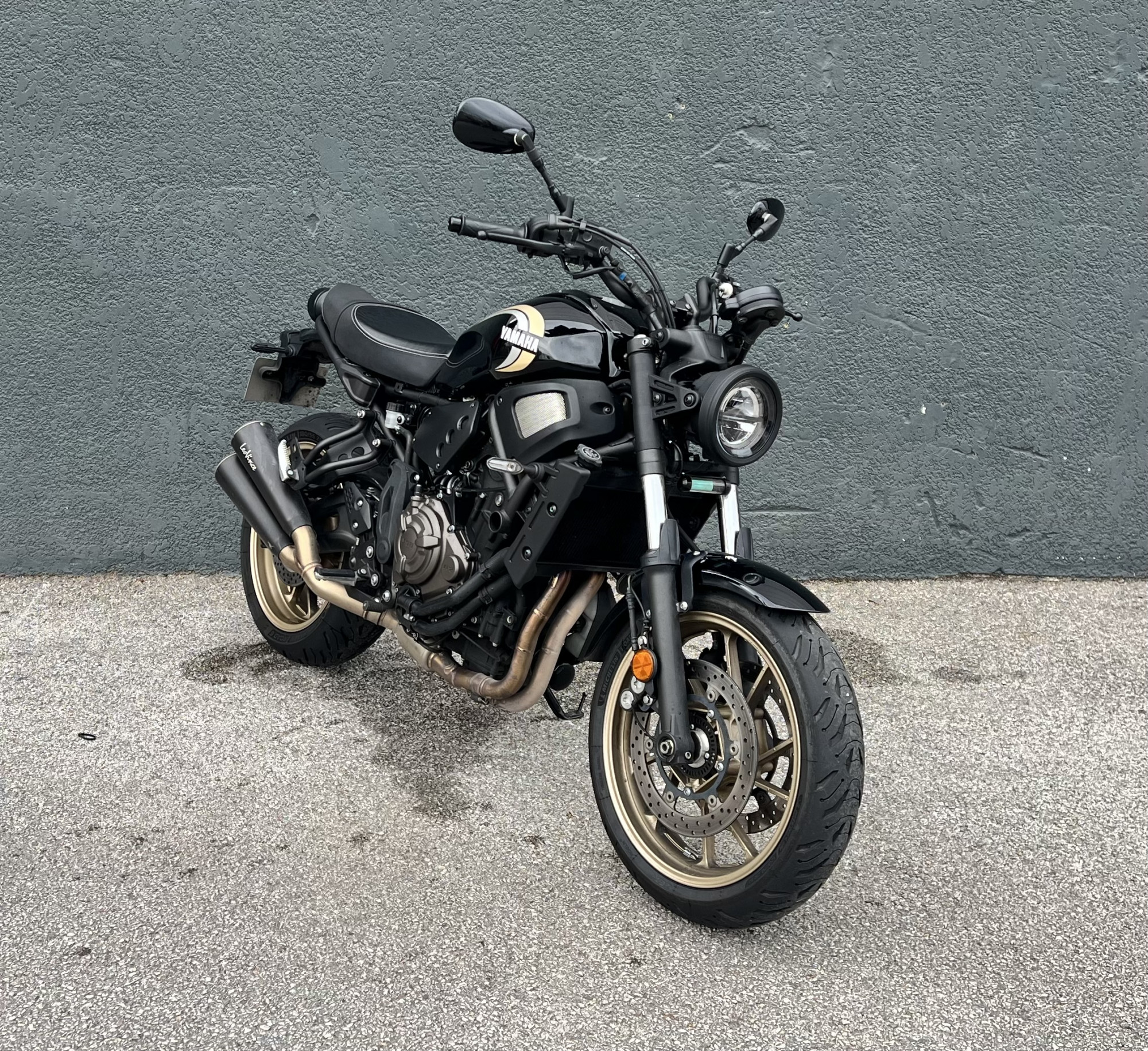 YAMAHA XSR 700