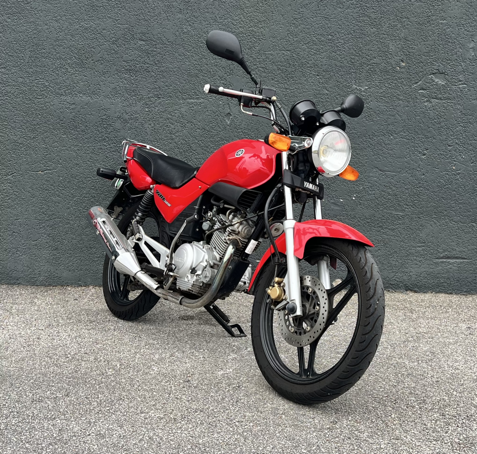 YAMAHA YBR 125