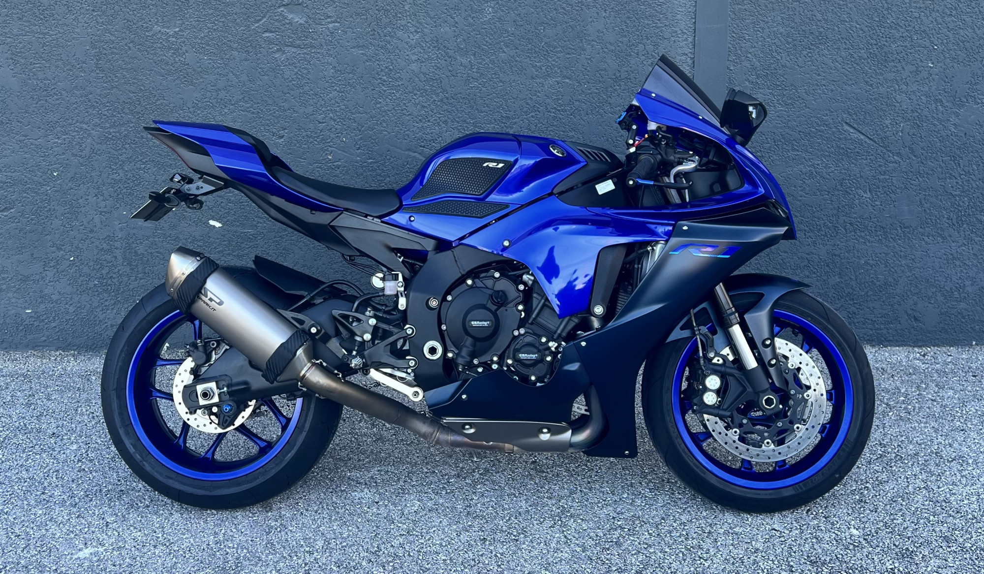 YAMAHA YZF 1000 R1 CROSS PLANE