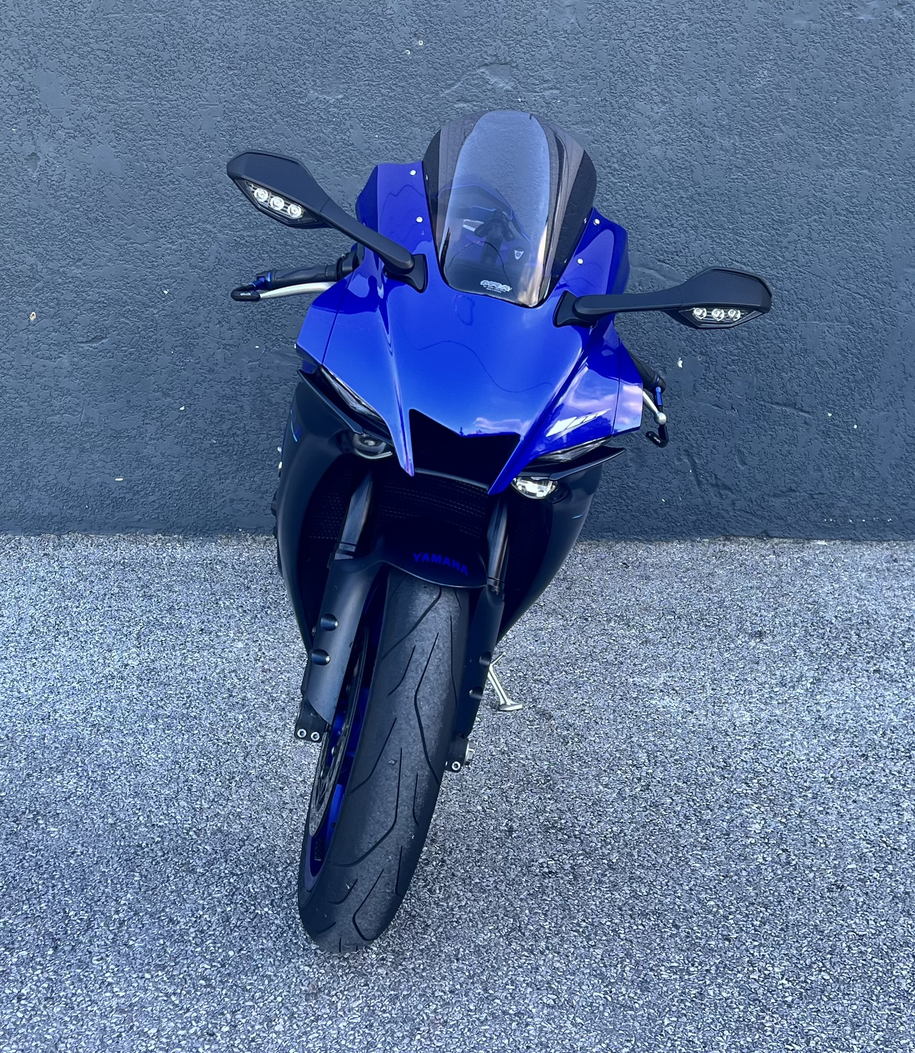 YAMAHA YZF 1000 R1 CROSS PLANE