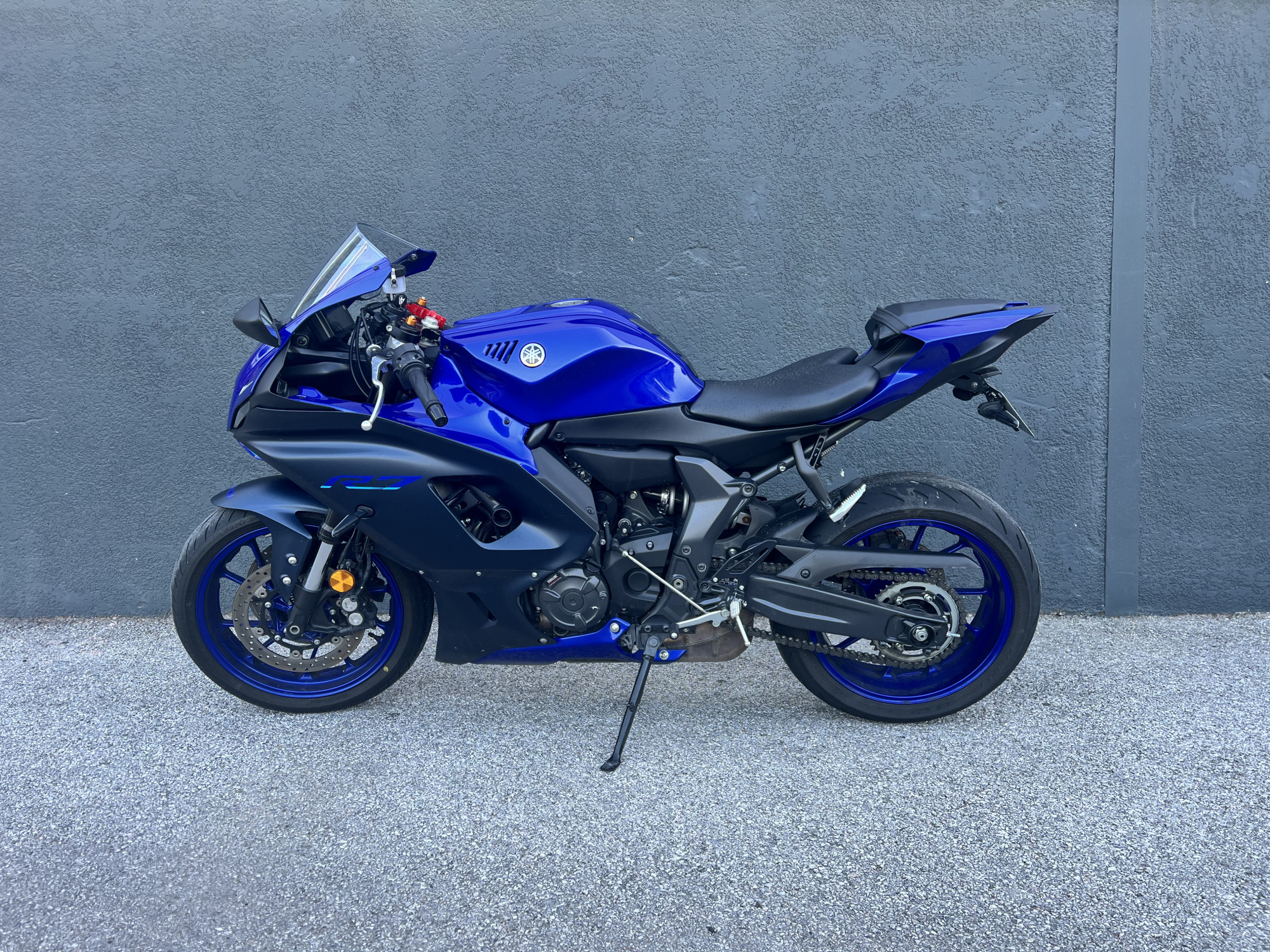 YAMAHA YZF-R7