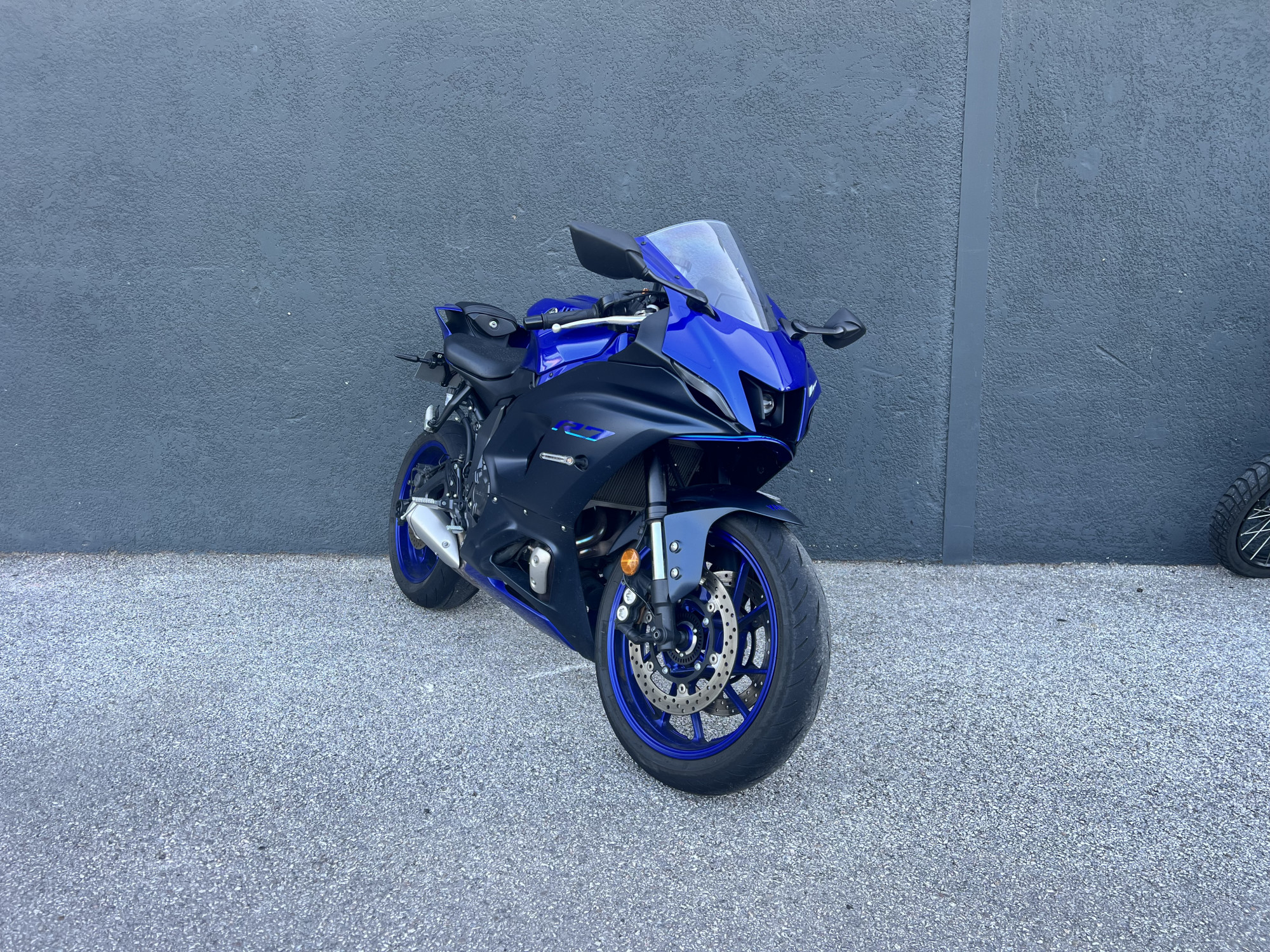 YAMAHA YZF-R7