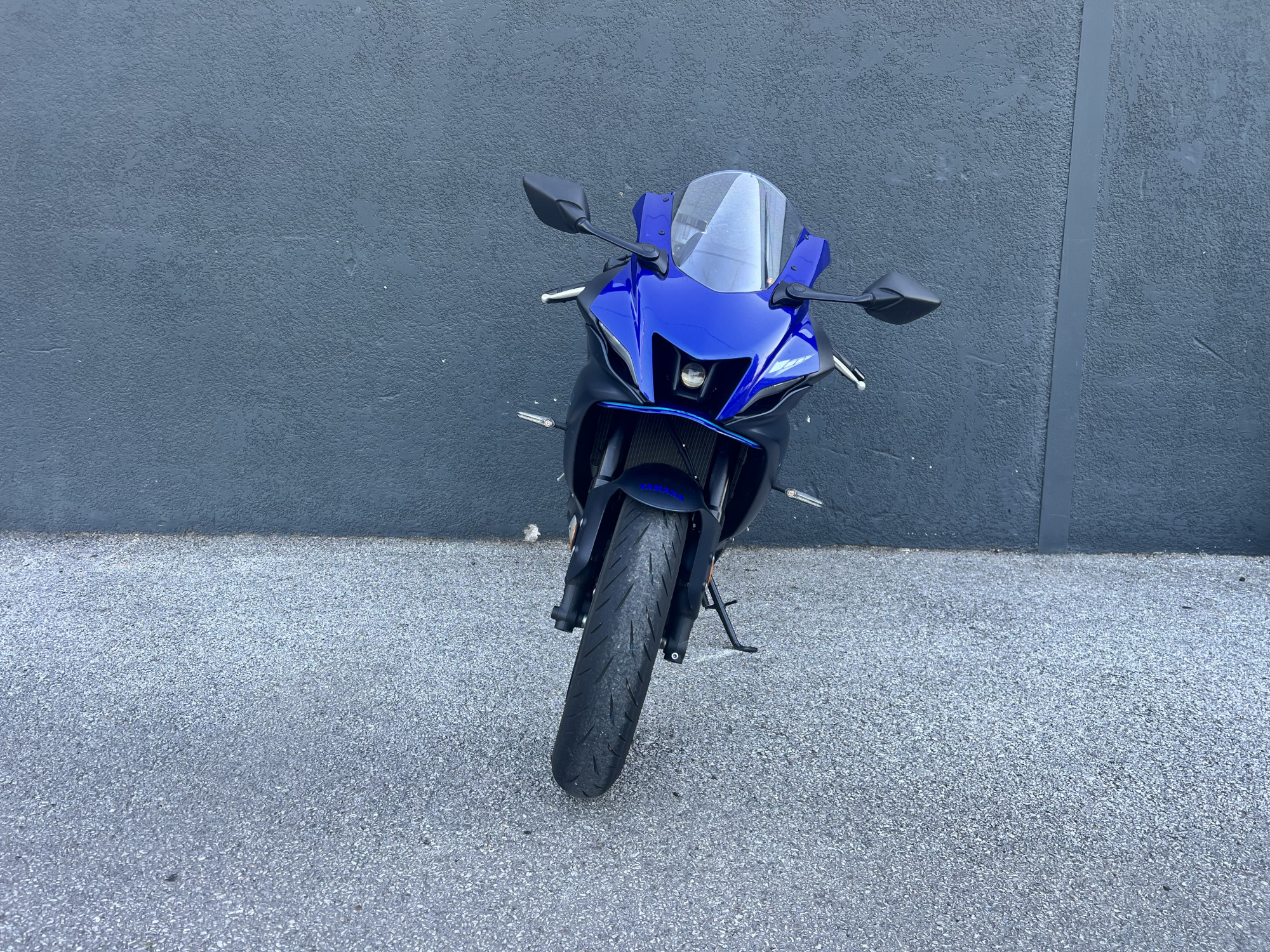 YAMAHA YZF-R7