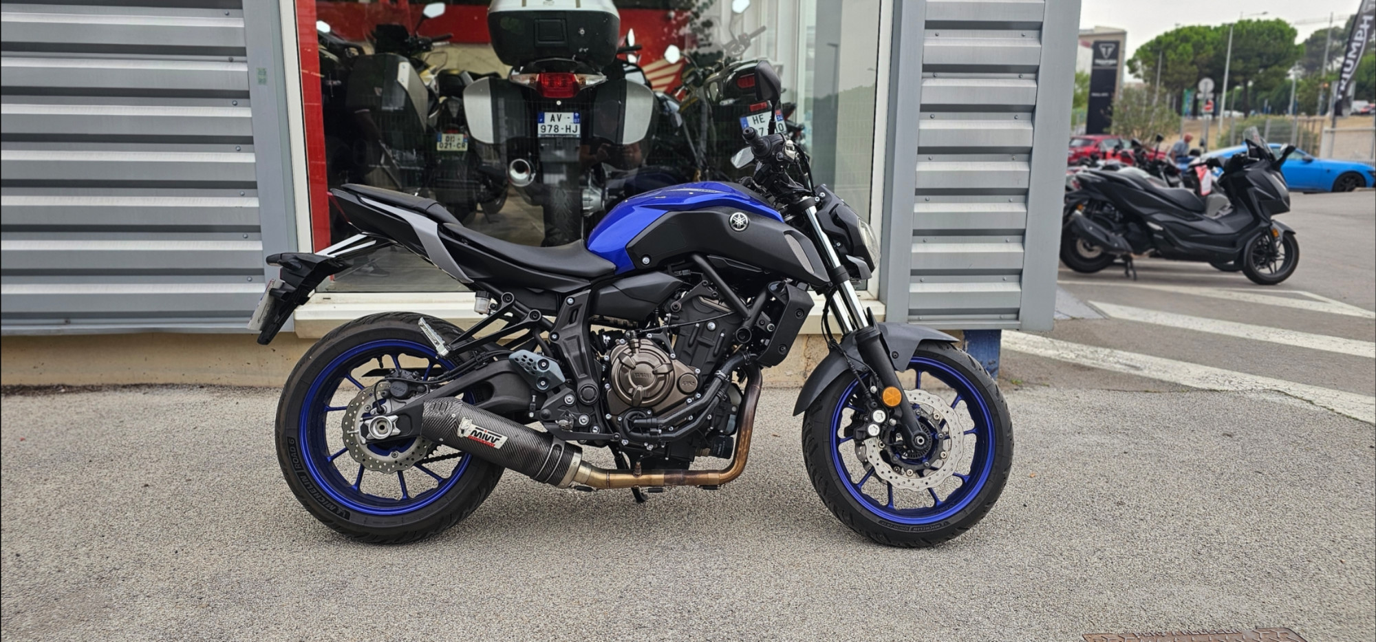 YAMAHA MT-07