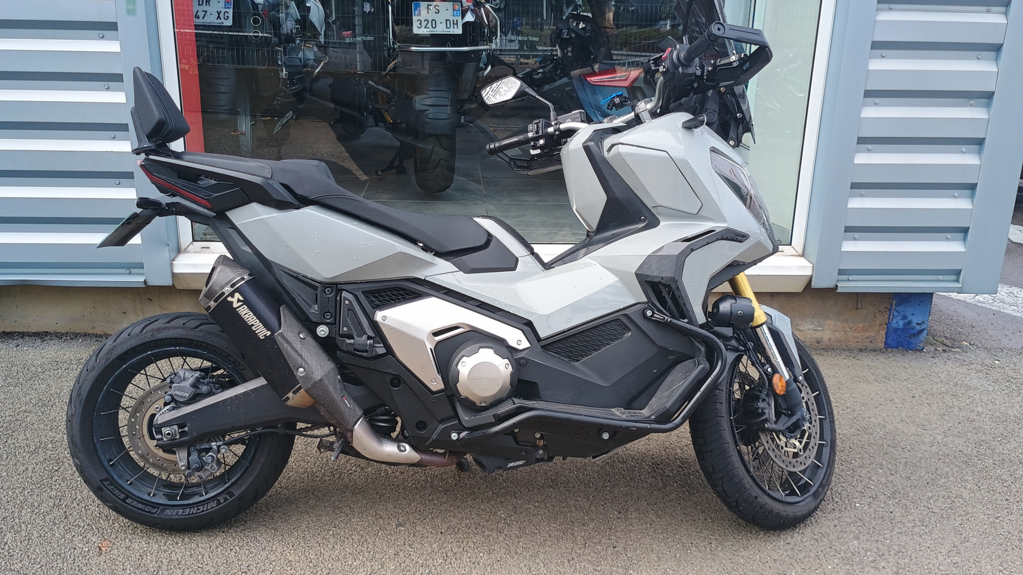 HONDA X-ADV 750