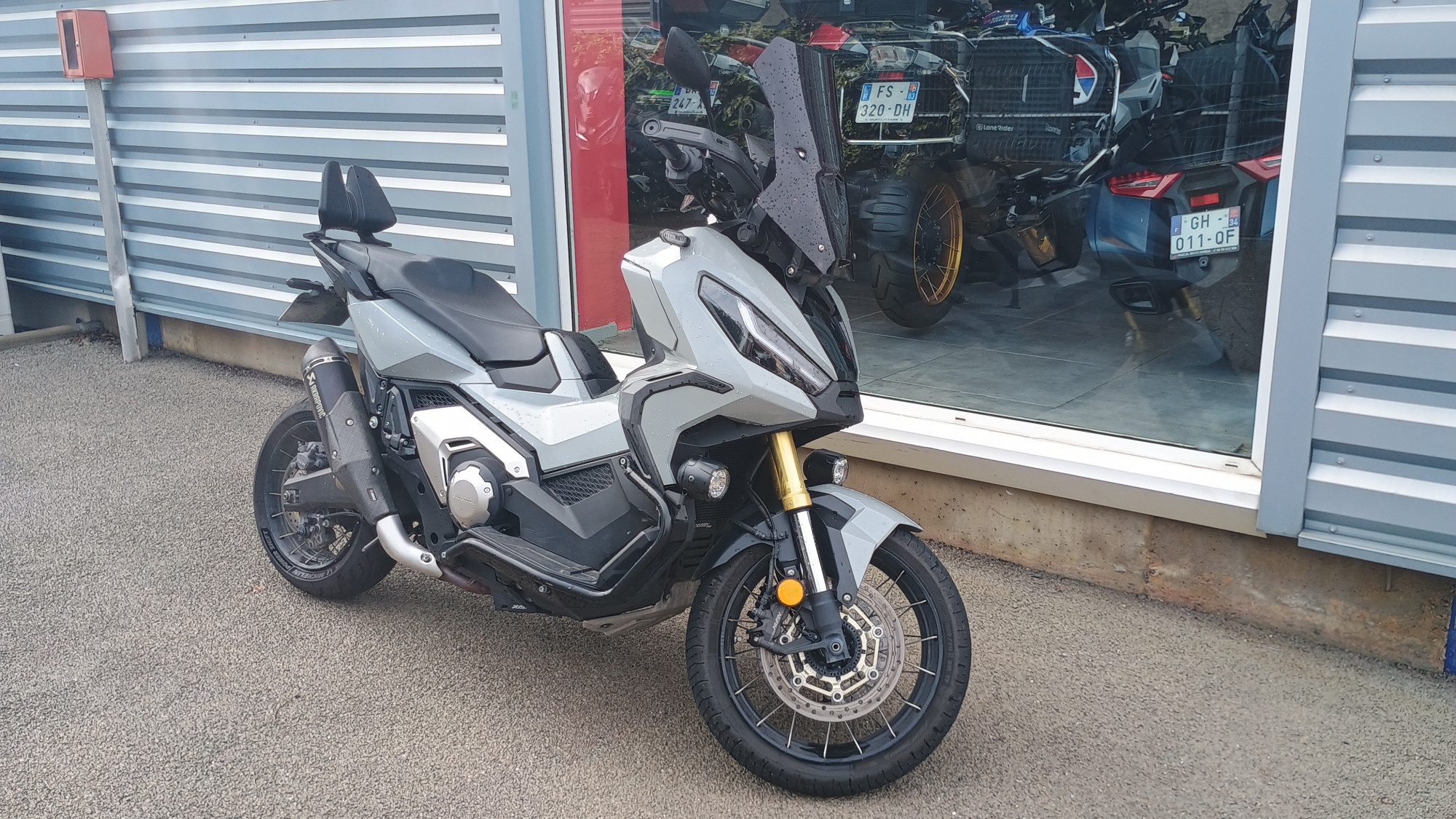 HONDA X-ADV 750