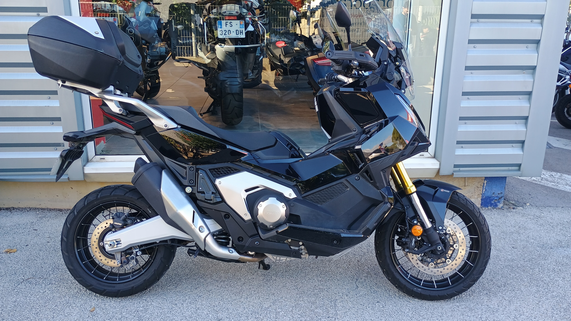HONDA X-ADV 750 DCT